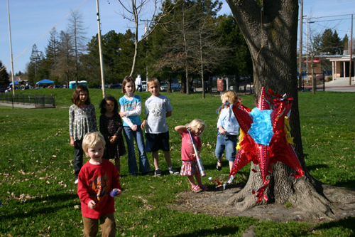 Piñata time!